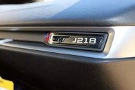 A ritkaságok közt is különleges lesz ez a Ford GT 13