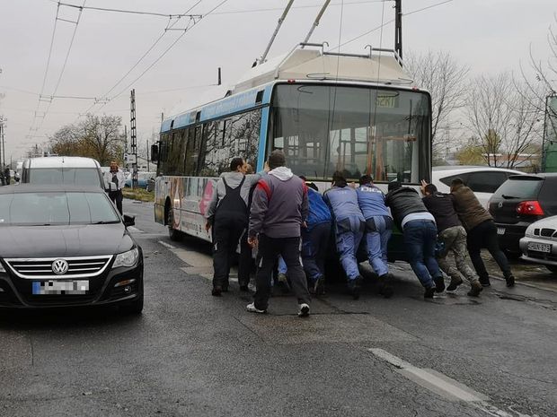 A szegedi utasok nem a trolira, hanem a szopórollerre ültek fel egyik reggel 2