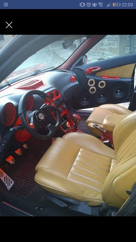 Bazári rémet faragtak ebből a szerencsétlen Alfa Romeóból 2