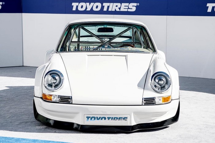 Már ebben a régi Porsche 911-ben is Tesla motor van