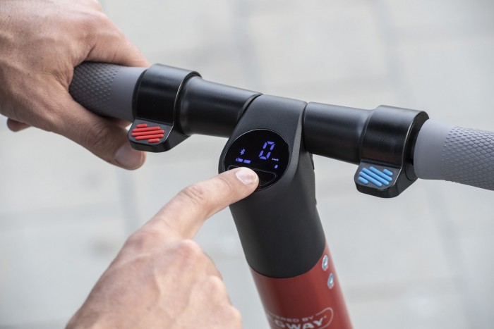 Elektromos rollert kínál a SEAT 5