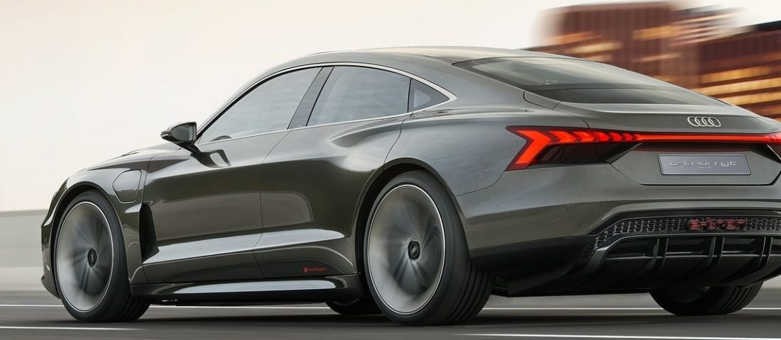 Elképesztően menőn néz ki az Audi sportos villanyautója