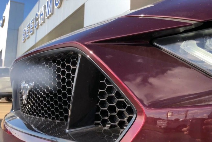 Garanciát vállal a kereskedő a 800 lóerős, tuningolt Mustangra