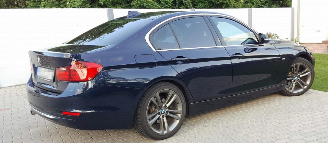 Benny Hill beköltözött a győri BMW-szervizbe?