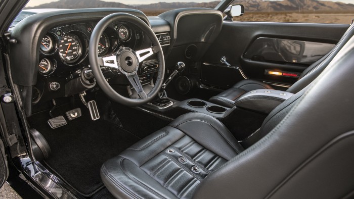 Modern technikával éled ujjá egy legendás Mustang 1