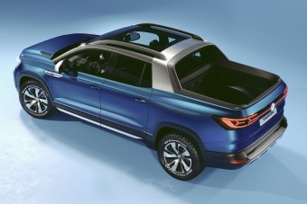 Személyautóból faragott pickupot a Volkswagen