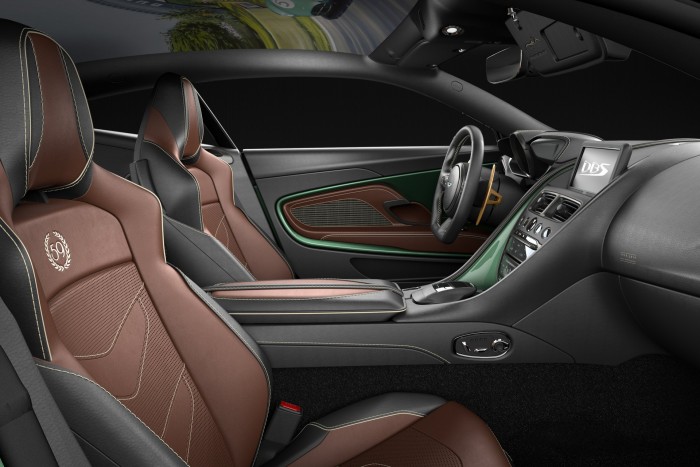 Legendás versenyautója előtt tiszteleg az Aston Martin 6