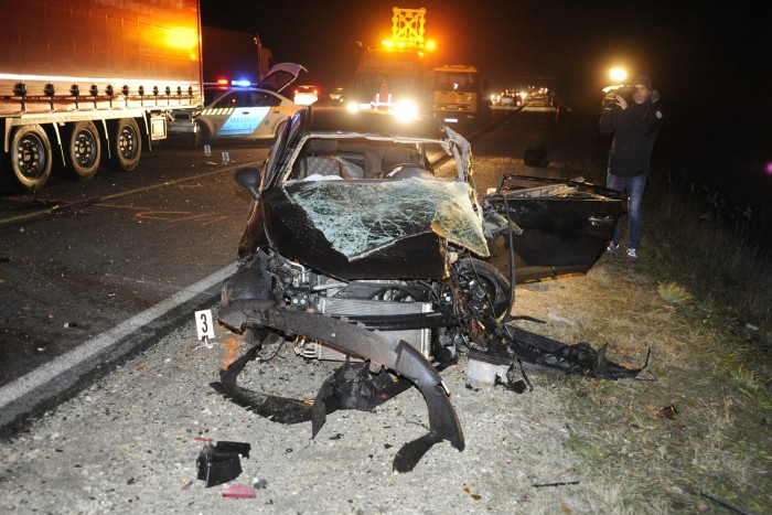 Megrázó képeken az M2-esen történt halálos baleset 6