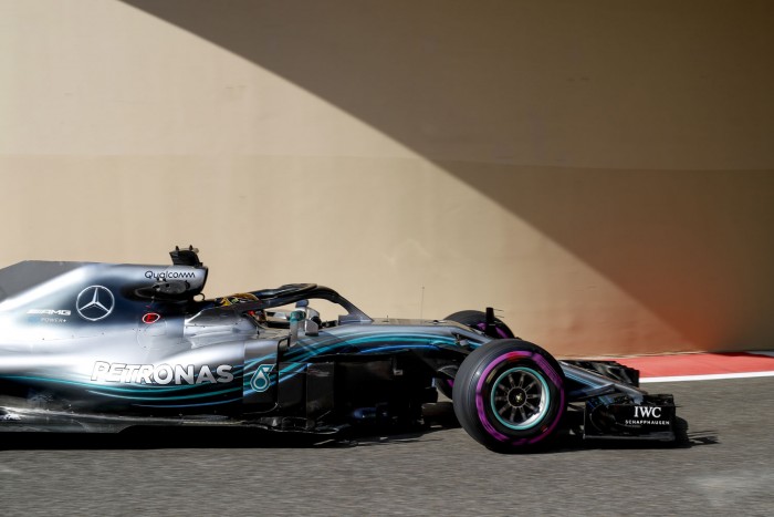 F1: Hamiltoné a szezon utolsó edzése