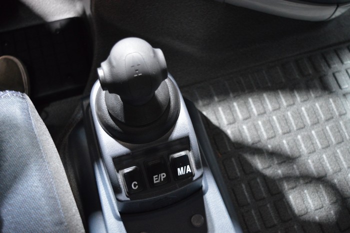 Ilyen egy kínai nyerges vontató belülről 2