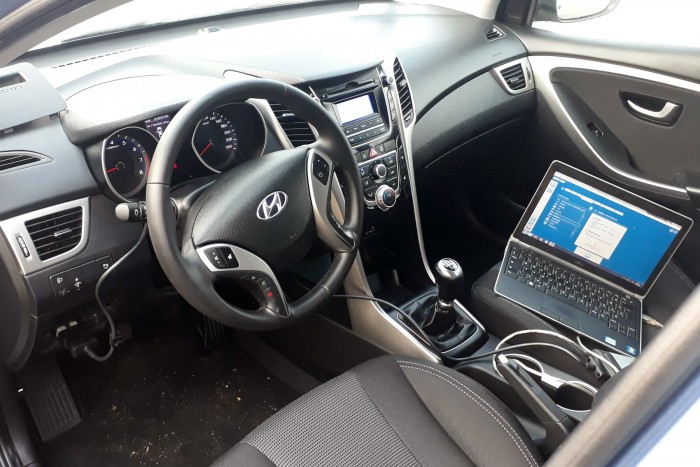 Mindenét elveszítheti az autós szoftvereket másolgató magyar férfi