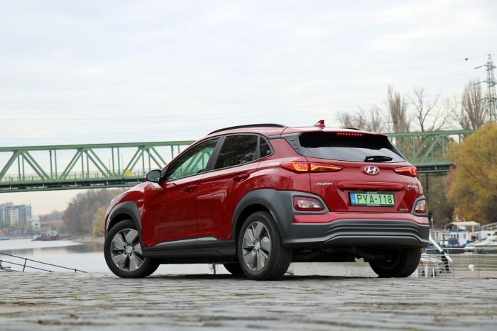 Erre a Hyundaira a zöld rendszámos BMW-sek is figyelhetnek 13 Erre a Hyundaira a zöld rendszámos BMW-sek is figyelhetnek 13