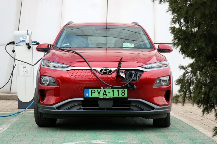 Erre a Hyundaira a zöld rendszámos BMW-sek is figyelhetnek 11 Erre a Hyundaira a zöld rendszámos BMW-sek is figyelhetnek 11