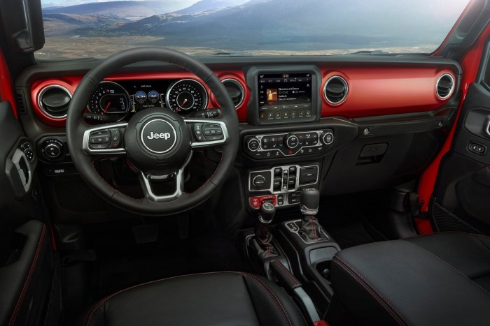 Nincs akadály a Jeep platós terepjárója előtt 7