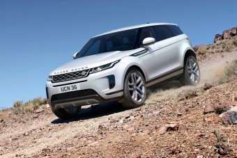 Hibrid rendszert kapott a legújabb Range Rover Evoque