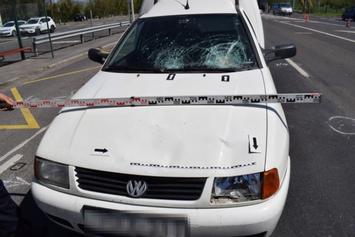 A csárdát nézte a 44-esen, két nőt gázolt halálra 1 | Vezess A csárdát nézte a 44-esen, két nőt gázolt halálra 1