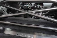Jobb pilótát csinál belőled a frissített Mercedes-AMG GT R Pro 21
