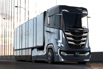 Egységesítenék a hidrogénnel hajtott teherautók töltését