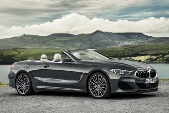 Ledobta a tetejét a BMW új zászlóshajója