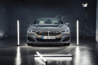 Ledobta a tetejét a BMW új zászlóshajója 106