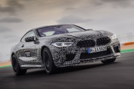 Több mint 600 lóerős lesz a BMW M8 2