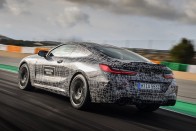 Több mint 600 lóerős lesz a BMW M8 13