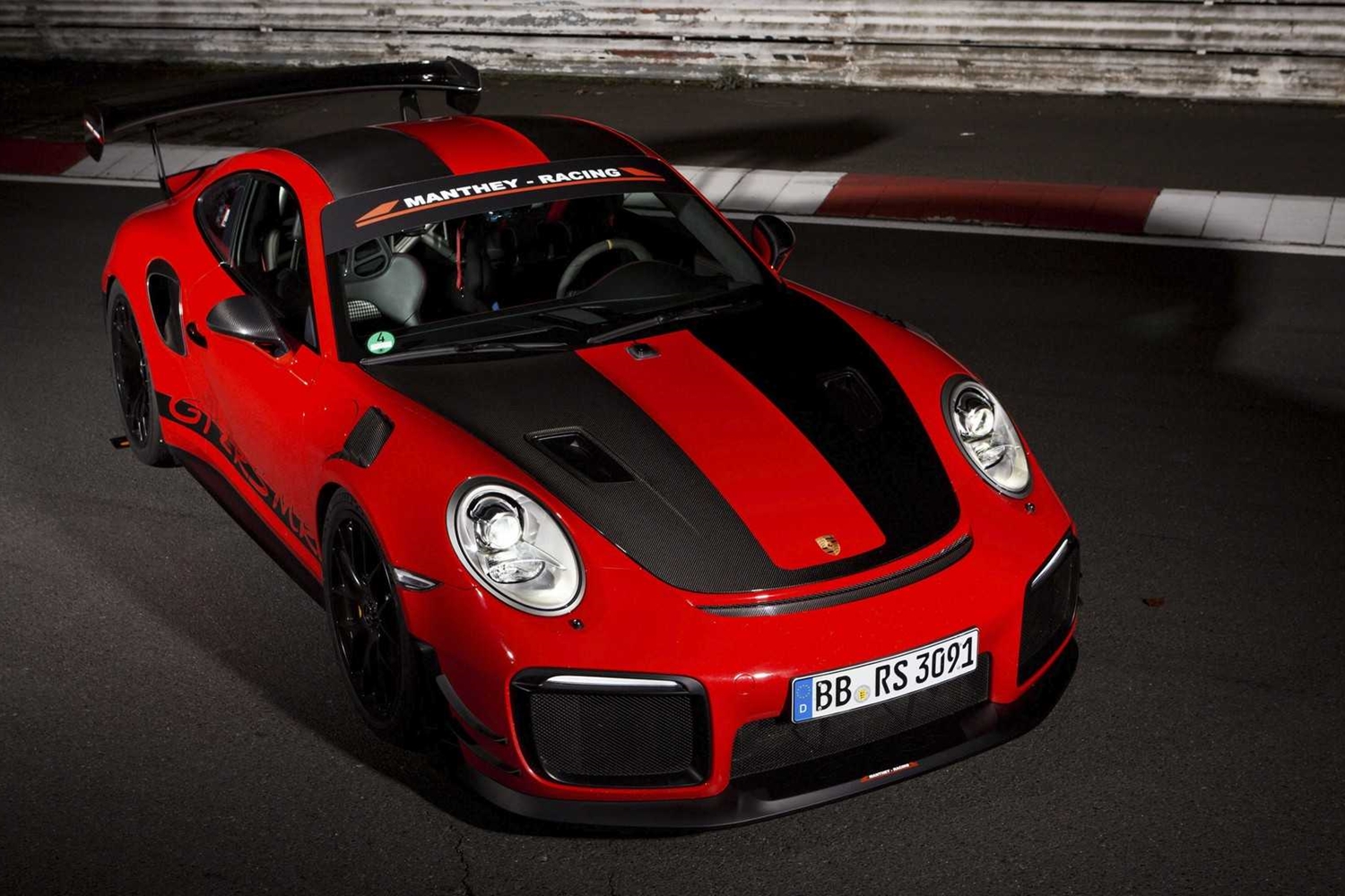 Visszahódította a Nürburgringet a Porsche 911 GT2 RS 6