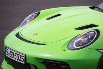 A Porsche elmagyarázza, miért van olyan sok 911