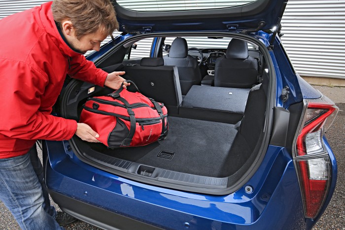 Melyik a jobb hibrid? Ioniq vagy Prius? 4 Melyik a jobb hibrid? Ioniq vagy Prius? 4