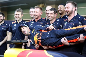 F1: Távozik a Red Bulltól Vettel mumusa