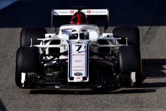 F1: Formabontó autót kap Räikkönen