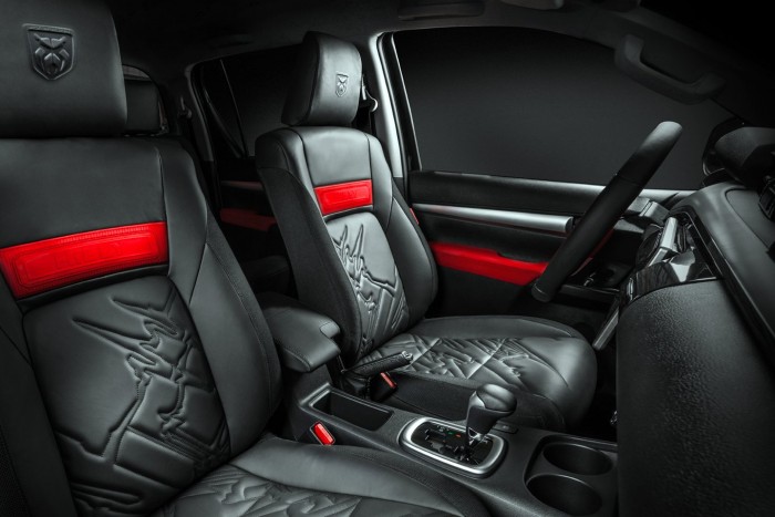 Spoiler és V8-as hangzás: így tuningolnak pickupot a lengyelek 7