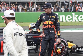 F1: Verstappen ütött volna, ha hozzászólnak