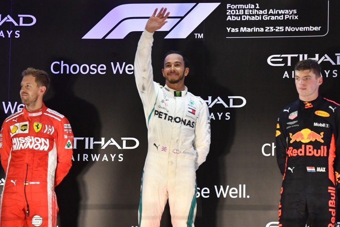 F1: Vettel gyerekcsinálást oktatna Hamiltonnak