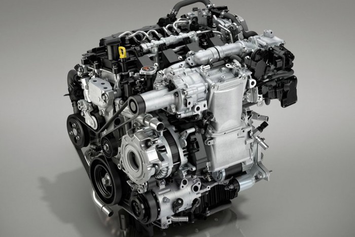 Videó: a Mazda is túllép a szívó benzinesen 7 Videó: a Mazda is túllép a szívó benzinesen 7