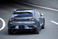 Videó: a Mazda is túllép a szívó benzinesen 37