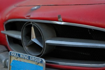 Harminc évet állt ez a ritka sirályszárnyas Mercedes