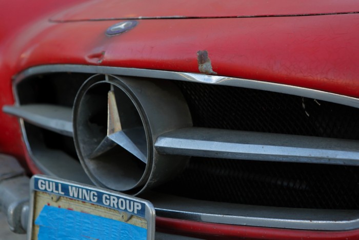 Harminc évet állt ez a ritka sirályszárnyas Mercedes