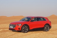 Megérkezett Magyarországra az új Audi Q8 e-tron 1