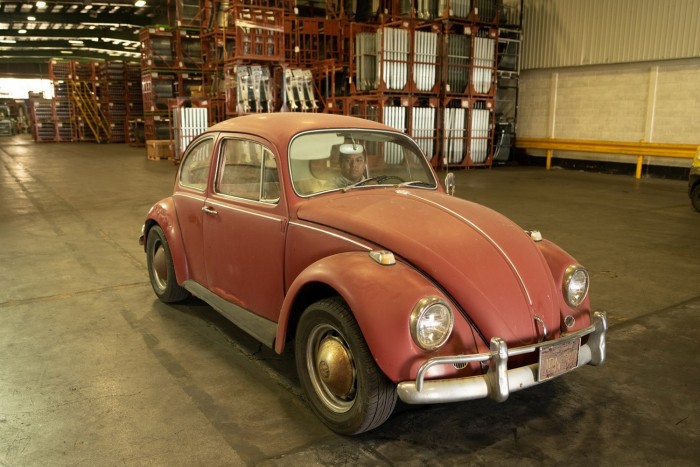 51 év után újították fel ezt a Volkswagen Bogarat 6 | Vezess 51 év után újították fel ezt a Volkswagen Bogarat 6