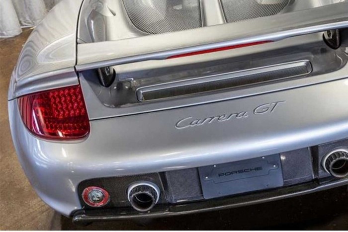 13 évesen szinte még új ez a brutális Porsche