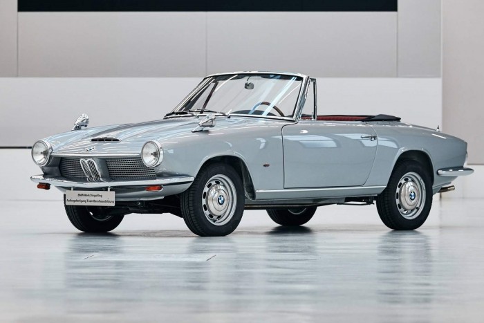 Csodaszépen felújították ezt a ritka, öreg BMW-t