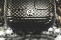 11 ezret forog az Aston Martin új V12-es motorja! 34 11 ezret forog az Aston Martin új V12-es motorja! 34