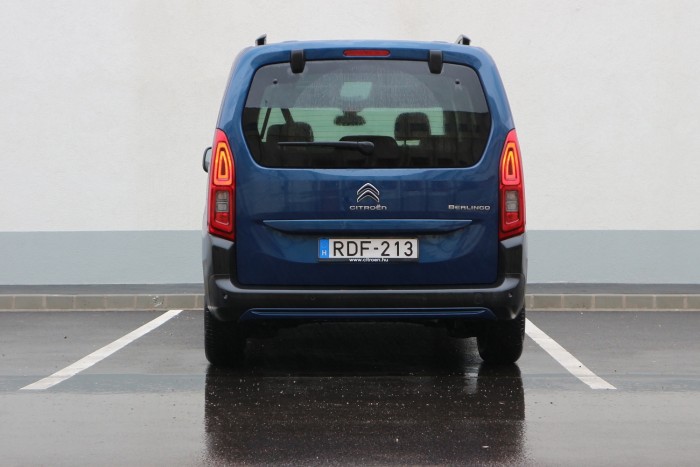 Erősek a gyerekeid? Akkor ez egy neked való családi autó! 11 Erősek a gyerekeid? Akkor ez egy neked való családi autó! 11