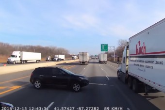 Szörnyű balesetet okozott a figyelmetlen autós