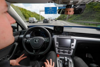 Magasról tojnak a magyarok az önvezető autókra