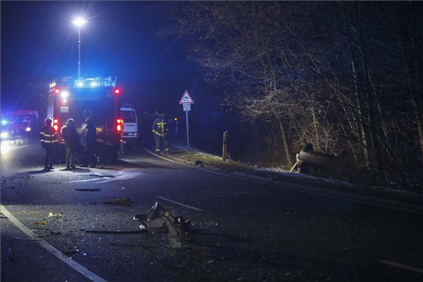 Képeken a pogányszentpéteri halálos baleset 2
