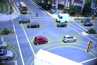 Szól az autó, ha nem érünk át a zöldön