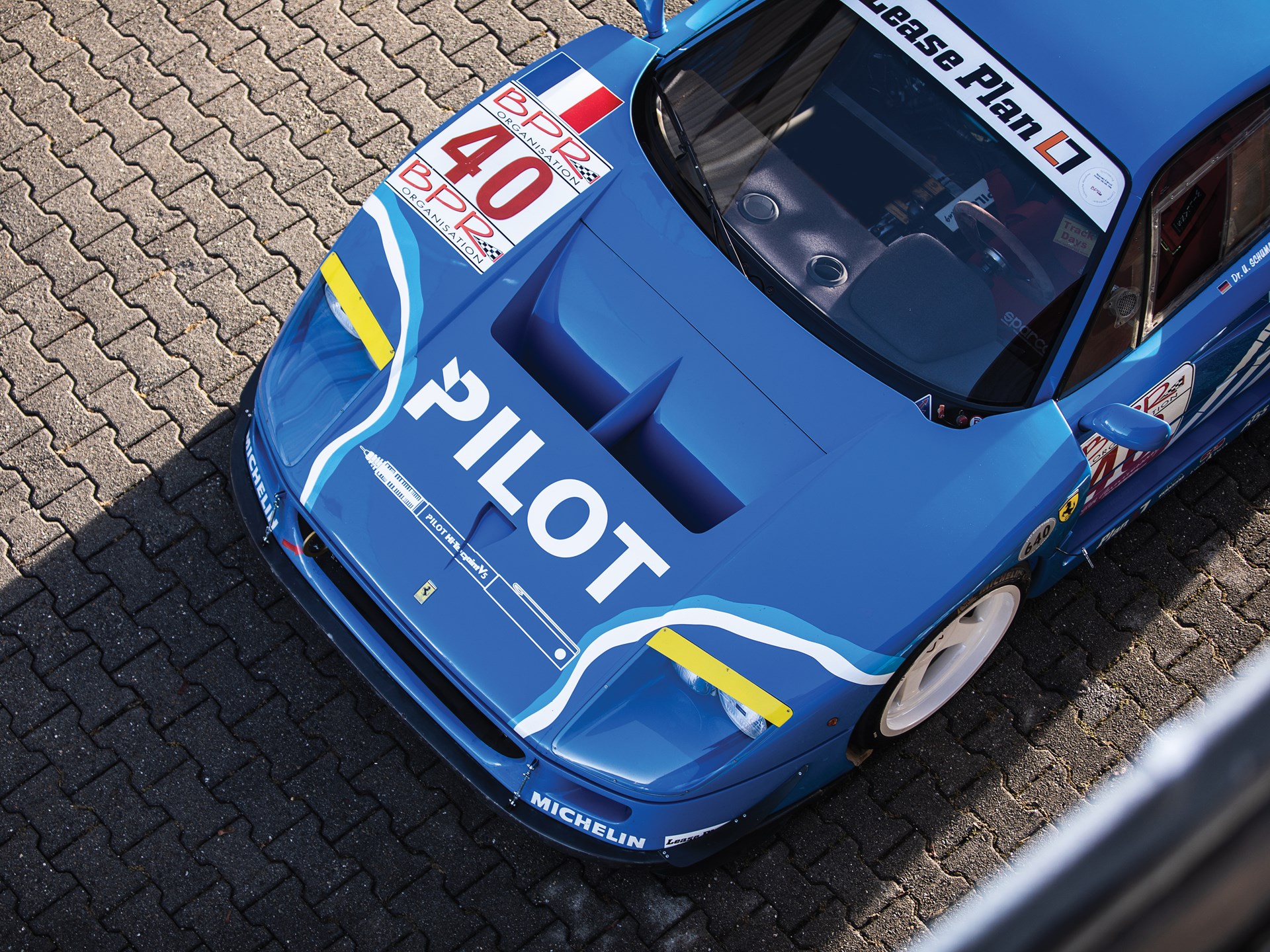 Kalapács alá kerül egy le mans-i Ferrari 1