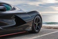 2,5 milliárdot is megér ez a fedetlen LaFerrari 18